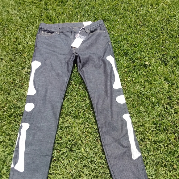 Captivating Mnml Stretch Skeleton Jeans 